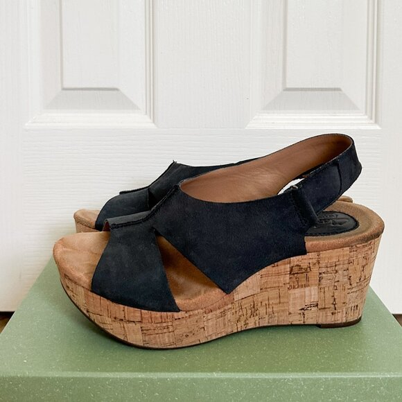 Clarks Women's Caslynn Shae Nubuck Leather Wedge Sandal Black Brown Size 9 M - Picture 3 of 7
